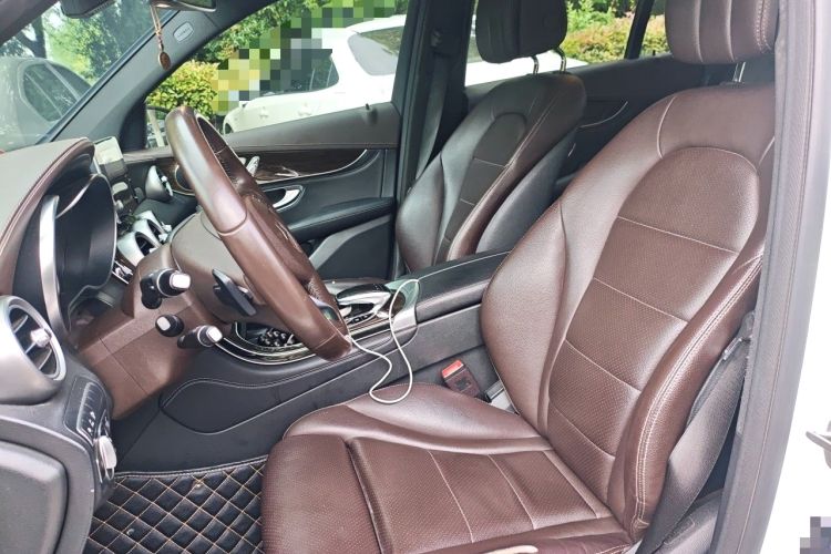 Used Mercedes-Benz GLC 2019 Facelift GLC 260 L 4MATIC Luxury Model Left Front Seat