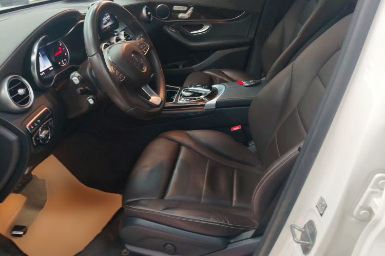 Used Mercedes-Benz GLC 2019 Facelift GLC 260 L 4MATIC Luxury Model Left Front Seat