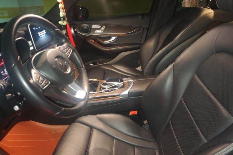 Used Mercedes-Benz GLC 2019 GLC 300 L 4MATIC Dynamic Model Left Front Seat