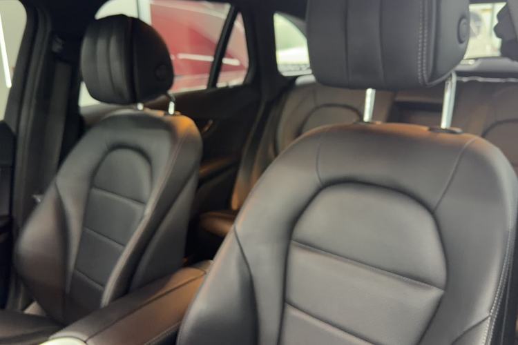 Used Mercedes-Benz GLC 2019 Facelift GLC 260 L 4MATIC Luxury Model Left Front Seat