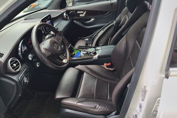 Used Mercedes-Benz GLC 2019 Facelift GLC 260 L 4MATIC Luxury Model Left Front Seat
