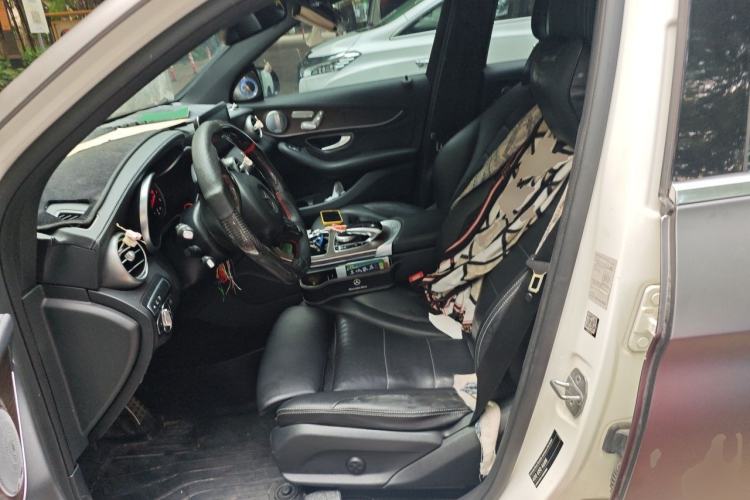 Used Mercedes-Benz GLC 2019 GLC 300 L 4MATIC Dynamic Model Left Front Seat