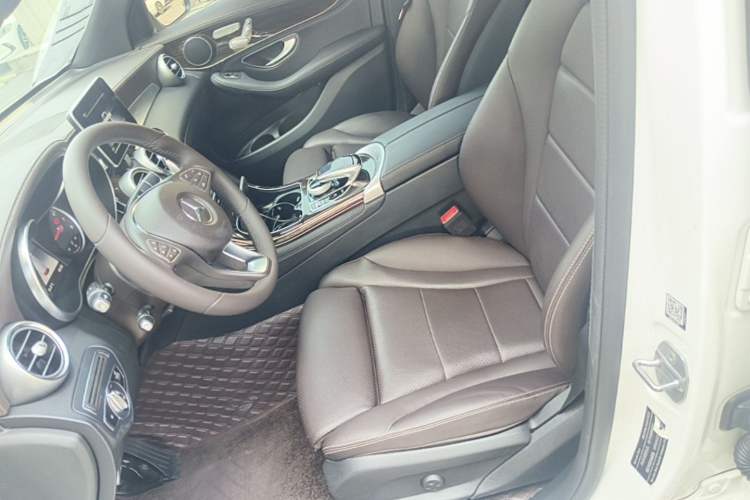 Used Mercedes-Benz GLC 2019 GLC 260 L 4MATIC Dynamic Model Left Front Seat