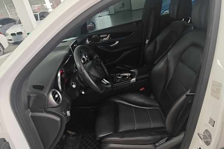 Used Mercedes-Benz GLC 2019 GLC 260 L 4MATIC Dynamic Model Left Front Seat