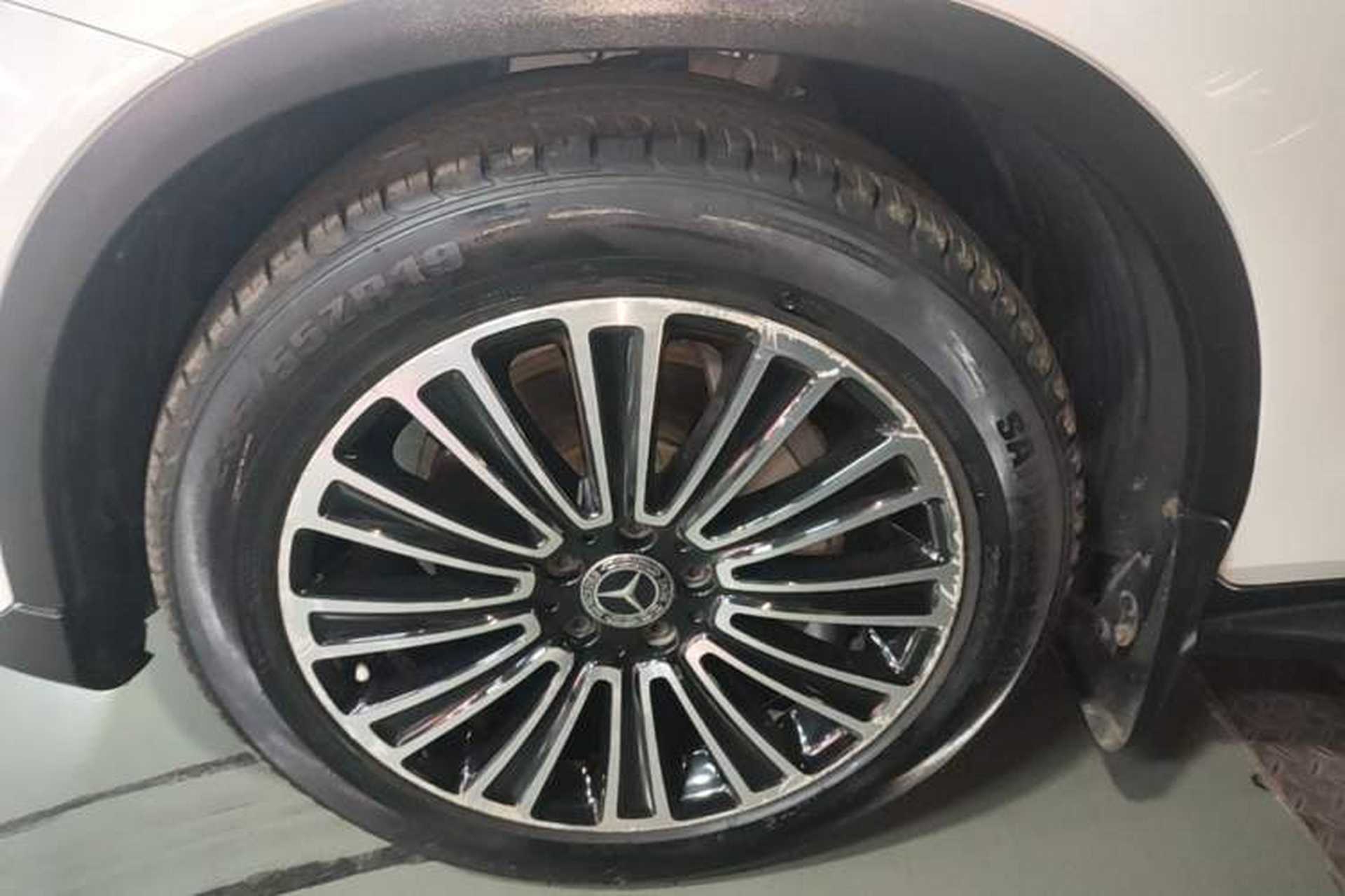 Used Mercedes-Benz GLC 2019 GLC 200 L 4MATIC Left Front Wheel Hub