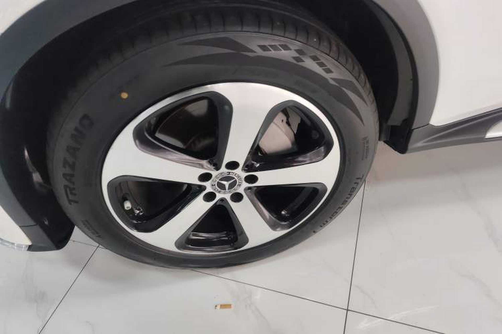Used Mercedes-Benz GLC 2019 Facelift GLC 260 L 4MATIC Luxury Model Left Front Wheel Hub