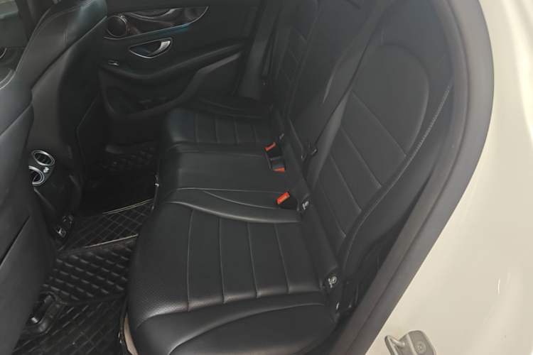Used Mercedes-Benz GLC 2019 GLC 260 L 4MATIC Dynamic Model Left Rear Seat