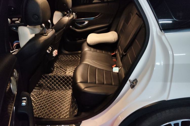 Used Mercedes-Benz GLC 2019 GLC 260 L 4MATIC Dynamic Model Left Rear Seat