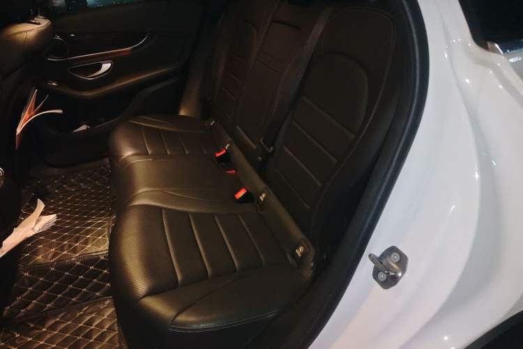 Used Mercedes-Benz GLC 2019 GLC 260 L 4MATIC Dynamic Model Left Rear Seat