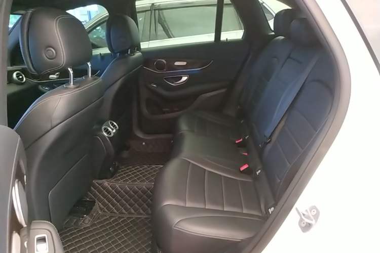 Used Mercedes-Benz GLC 2019 Facelift GLC 260 L 4MATIC Luxury Model Left Rear Seat