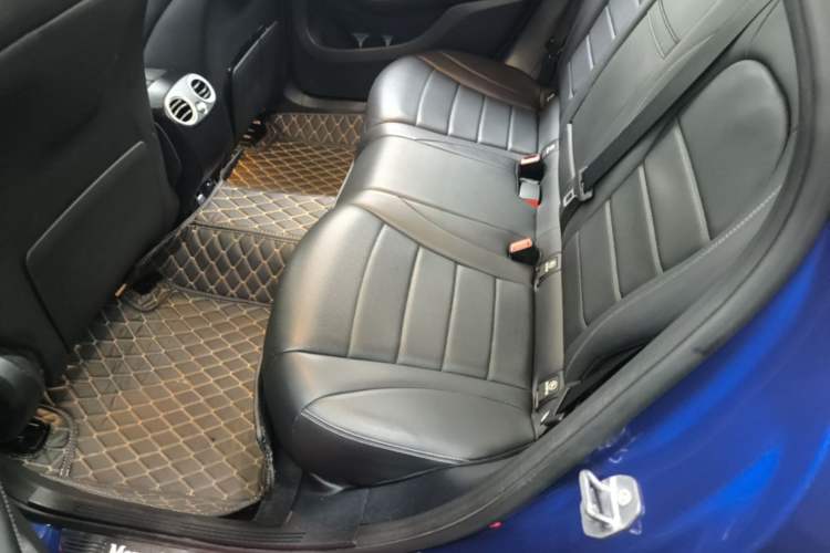 Used Mercedes-Benz GLC 2019 GLC 260 L 4MATIC Dynamic Model Left Rear Seat