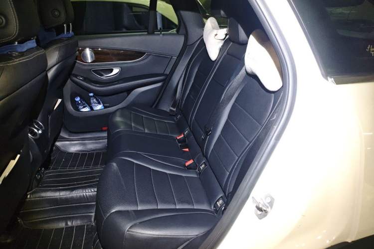 Used Mercedes-Benz GLC 2019 GLC 260 L 4MATIC Luxury Model Left Rear Seat