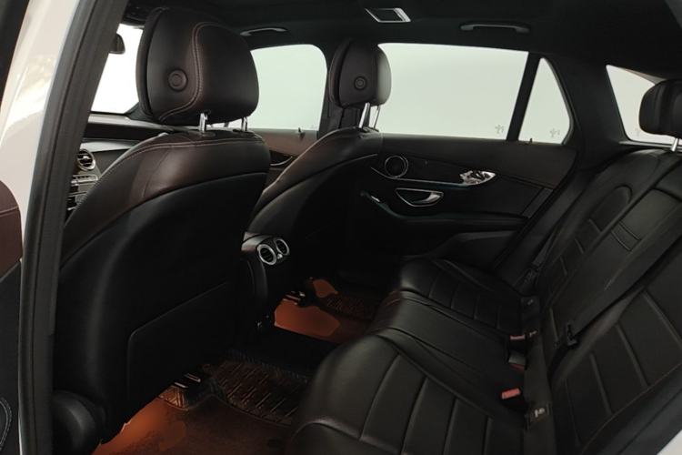 Used Mercedes-Benz GLC 2019 GLC 260 L 4MATIC Dynamic Model Left Rear Seat