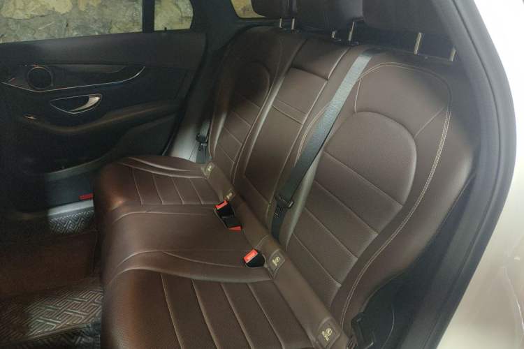 Used Mercedes-Benz GLC 2019 GLC 260 L 4MATIC Dynamic Model Left Rear Seat