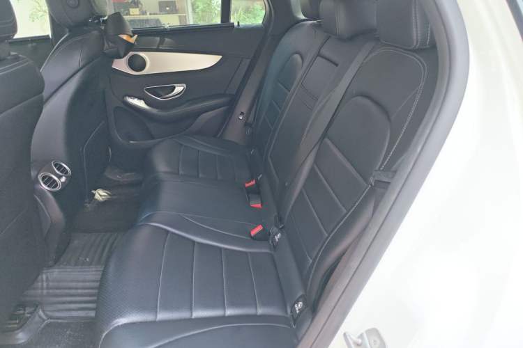 Used Mercedes-Benz GLC 2019 GLC 200 4MATIC Left Rear Seat