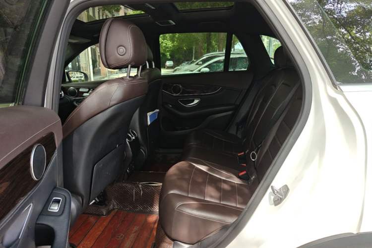 Used Mercedes-Benz GLC 2019 GLC 260 L 4MATIC Dynamic Model Left Rear Seat