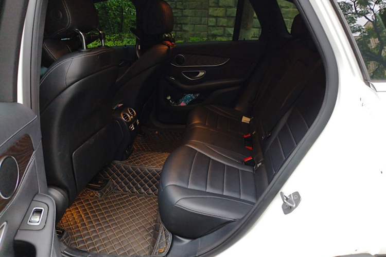 Used Mercedes-Benz GLC 2019 GLC 300 L 4MATIC Dynamic Model Left Rear Seat