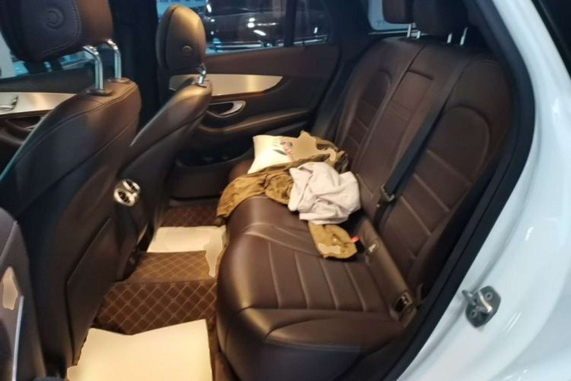 Used Mercedes-Benz GLC 2019 GLC 200 L 4MATIC Left Rear Seat