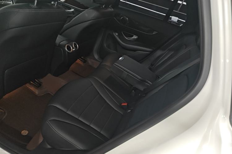 Used Mercedes-Benz GLC 2019 GLC 260 4MATIC Luxury Model Left Rear Seat