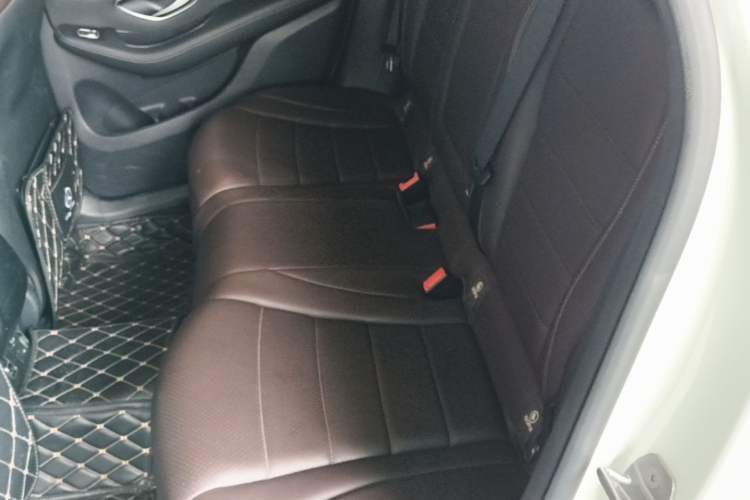 Used Mercedes-Benz GLC 2019 Facelift GLC 260 L 4MATIC Luxury Model Left Rear Seat