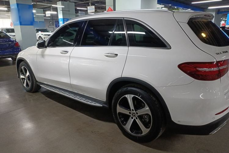 Used Mercedes-Benz GLC 2019 Facelift GLC 260 L 4MATIC Luxury Model Left Side