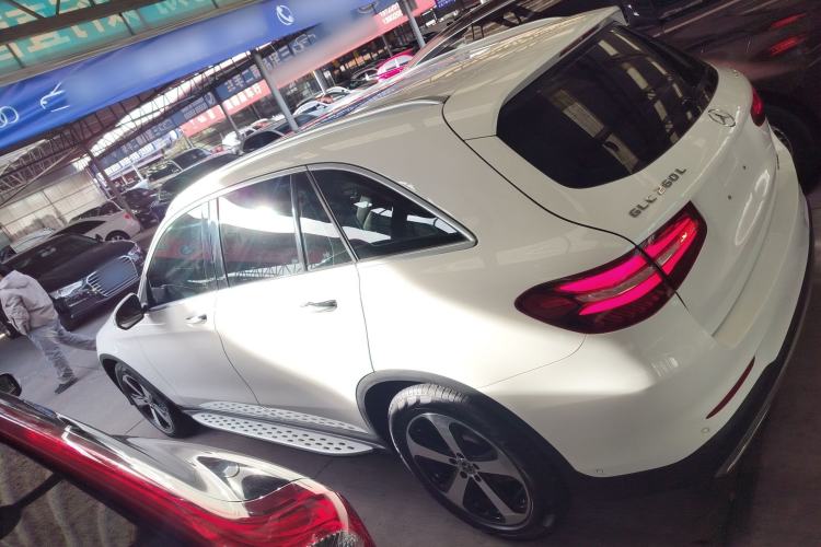Used Mercedes-Benz GLC 2019 GLC 260 L 4MATIC Luxury Model Left Side