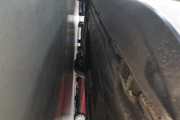 Used Mercedes-Benz GLC 2019 GLC 260 L 4MATIC Luxury Model Left Side Sill