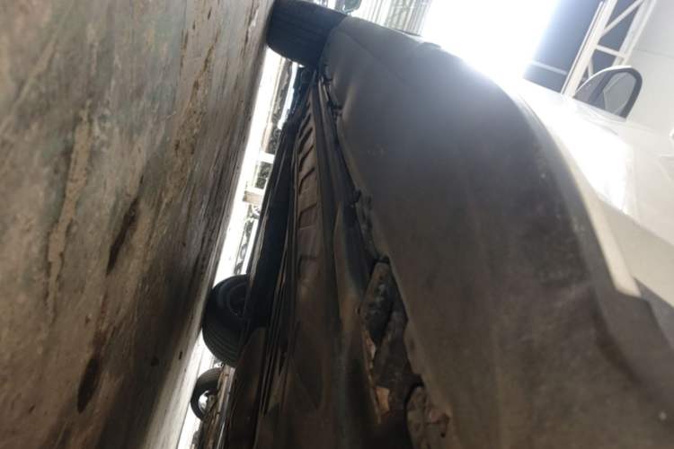 Used Mercedes-Benz GLC 2019 GLC 200 L 4MATIC Left Side Sill