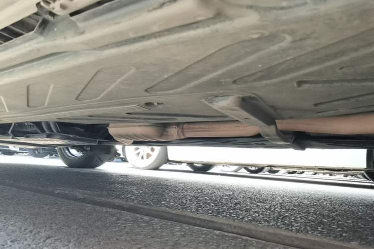 Used Mercedes-Benz GLC 2019 Refreshed GLC 300 L 4MATIC Dynamic Edition Left Side Sill