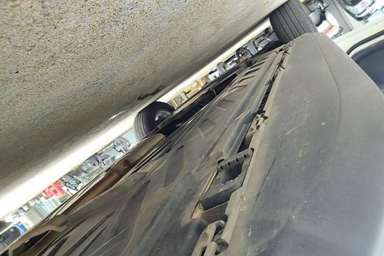 Used Mercedes-Benz GLC 2019 GLC 260 L 4MATIC Dynamic Model Left Side Sill