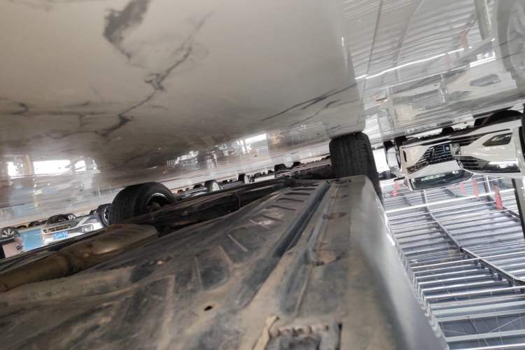 Used Mercedes-Benz GLC 2019 GLC 200 4MATIC Left Side Sill