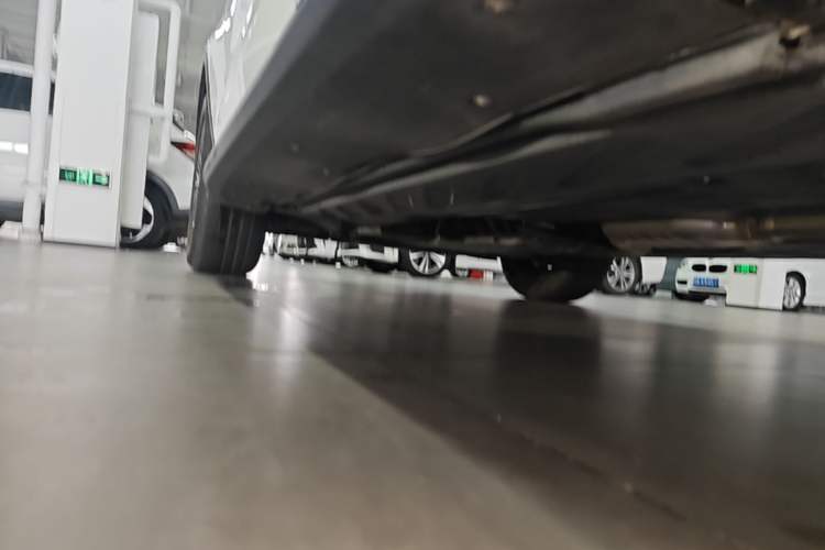 Used Mercedes-Benz GLC 2019 GLC 260 L 4MATIC Dynamic Model Left Side Sill