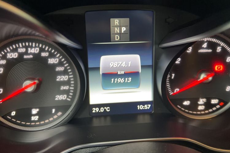 Used Mercedes-Benz GLC 2019 Facelift GLC 260 L 4MATIC Luxury Model Odometer Close Up