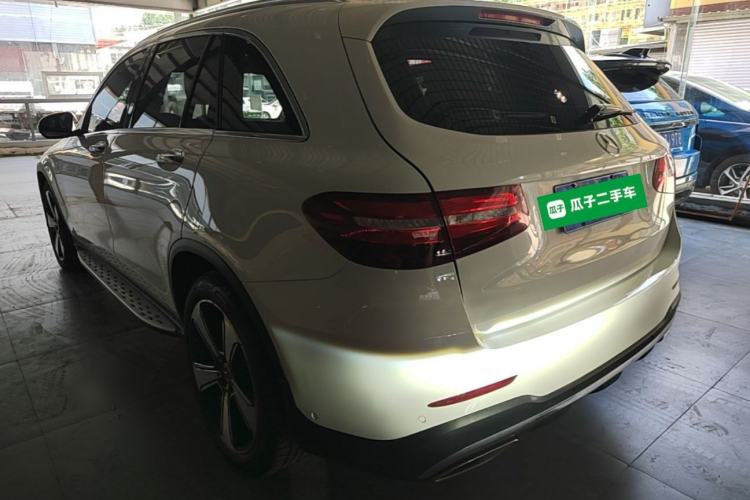 Used Mercedes-Benz GLC 2019 GLC 300 L 4MATIC Dynamic Model Rear Left 45 Deg