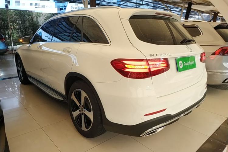 Used Mercedes-Benz GLC 2019 Facelift GLC 260 L 4MATIC Luxury Model Rear Left 45 Deg