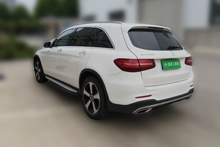 Used Mercedes-Benz GLC 2019 Facelift GLC 260 L 4MATIC Luxury Model Rear Left 45 Deg