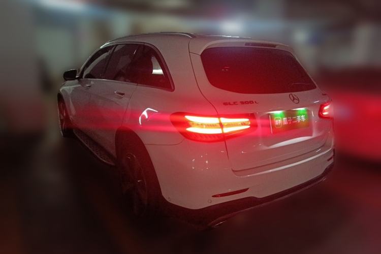 Used Mercedes-Benz GLC 2019 GLC 300 L 4MATIC Luxury Model Rear Left 45 Deg