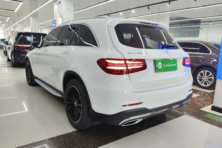 Used Mercedes-Benz GLC 2019 GLC 260 L 4MATIC Luxury Model Rear Left 45 Deg