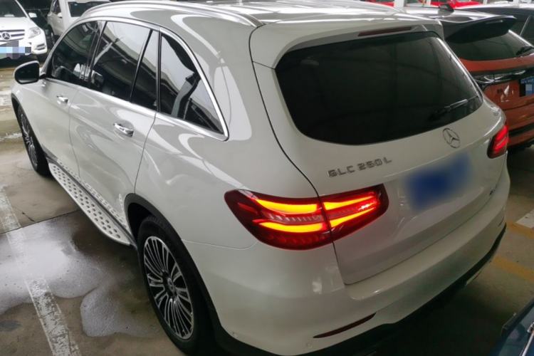 Used Mercedes-Benz GLC 2019 GLC 260 L 4MATIC Dynamic Model Rear Left 45 Deg