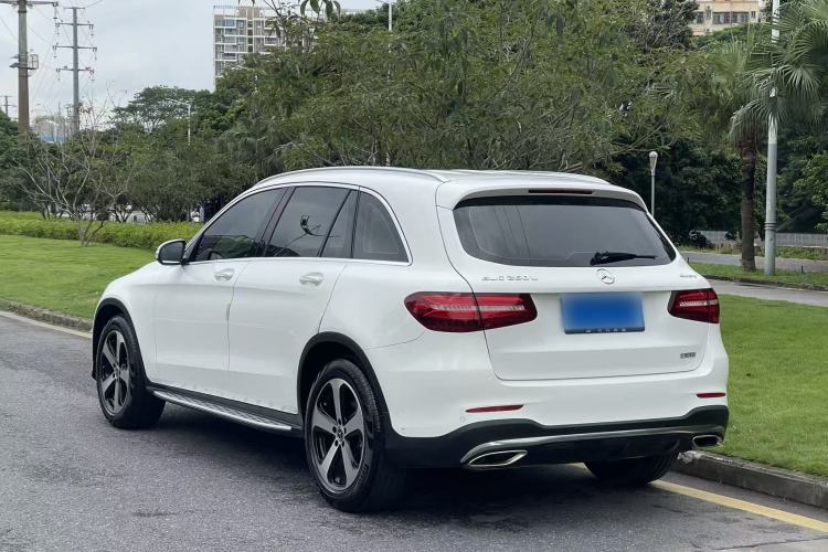 Used Mercedes-Benz GLC 2019 Facelift GLC 260 L 4MATIC Luxury Model Rear Left 45 Deg