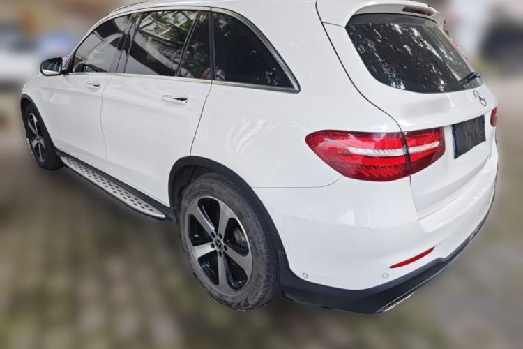 Used Mercedes-Benz GLC 2019 Facelift GLC 260 L 4MATIC Luxury Model Rear Left 45 Deg