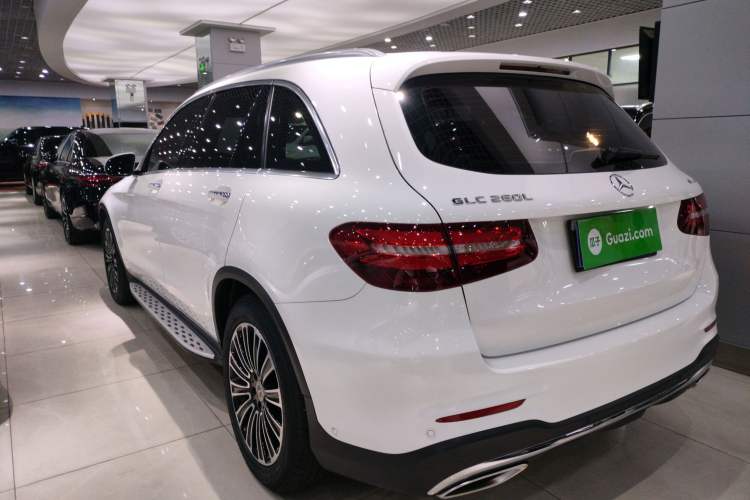 Used Mercedes-Benz GLC 2019 GLC 260 L 4MATIC Dynamic Model Rear Left 45 Deg