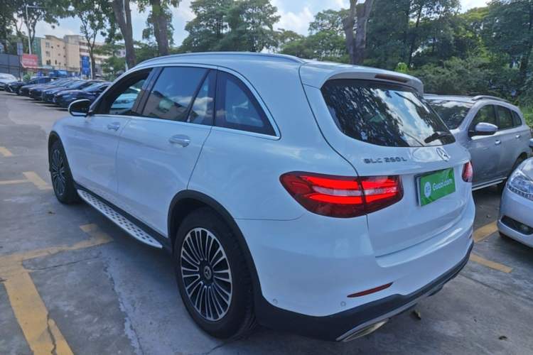 Used Mercedes-Benz GLC 2019 GLC 260 L 4MATIC Dynamic Model Rear Left 45 Deg