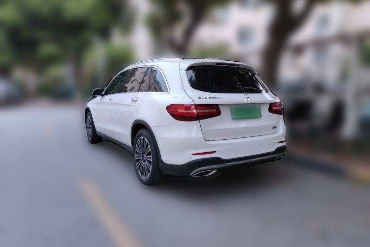 Used Mercedes-Benz GLC 2019 GLC 260 L 4MATIC Dynamic Model Rear Left 45 Deg