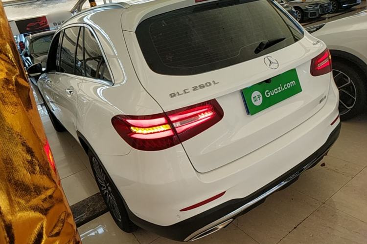 Used Mercedes-Benz GLC 2019 GLC 260 L 4MATIC Dynamic Model Rear Left 45 Deg
