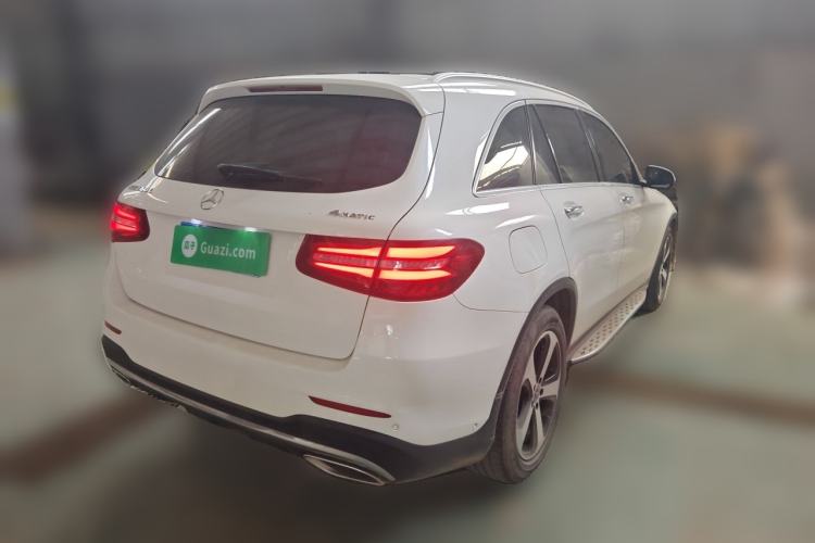 Used Mercedes-Benz GLC 2019 Facelift GLC 260 L 4MATIC Luxury Model Rear Right 45 Deg