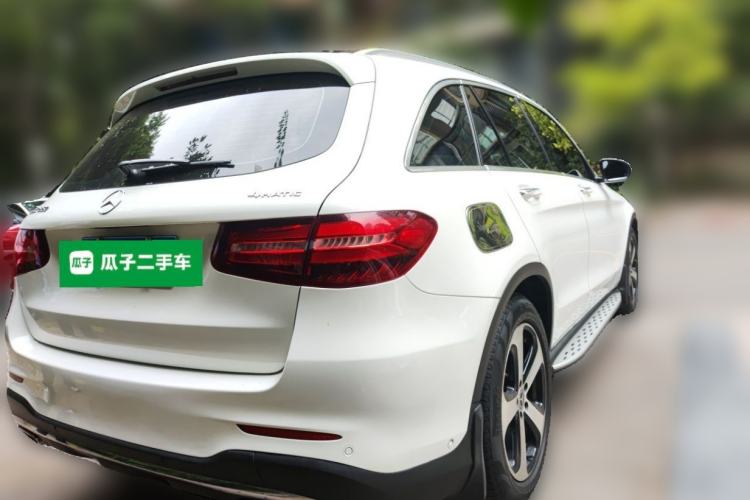 Used Mercedes-Benz GLC 2019 GLC 260 4MATIC Luxury Model Rear Right 45 Deg