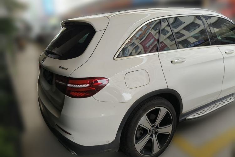 Used Mercedes-Benz GLC 2019 GLC 300 L 4MATIC Dynamic Model Rear Right 45 Deg
