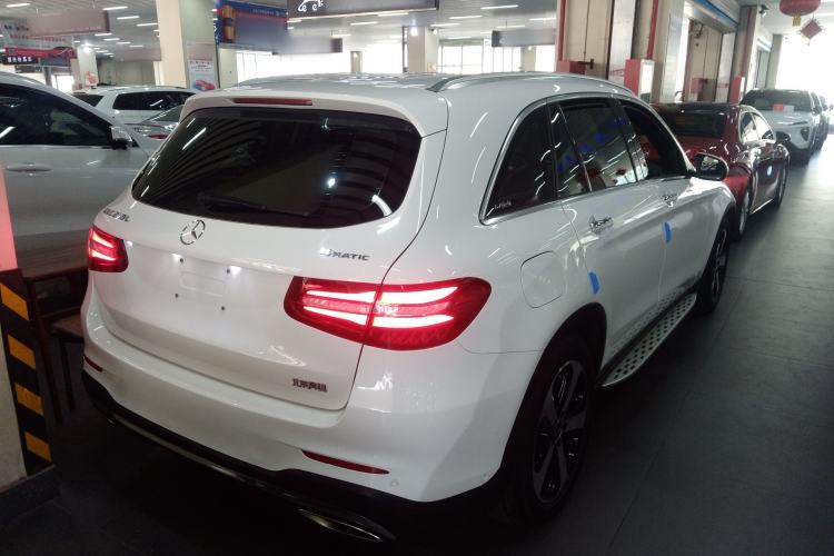 Used Mercedes-Benz GLC 2019 GLC 260 L 4MATIC Luxury Model Rear Right 45 Deg