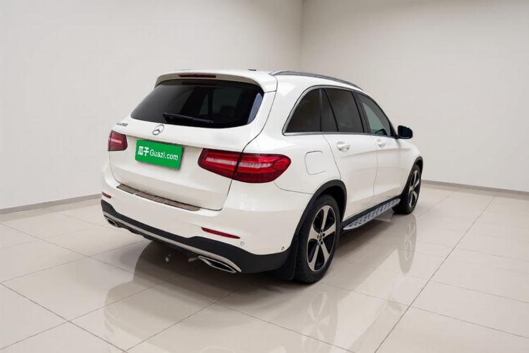 Used Mercedes-Benz GLC 2019 GLC 260 4MATIC Luxury Model Rear Right 45 Deg